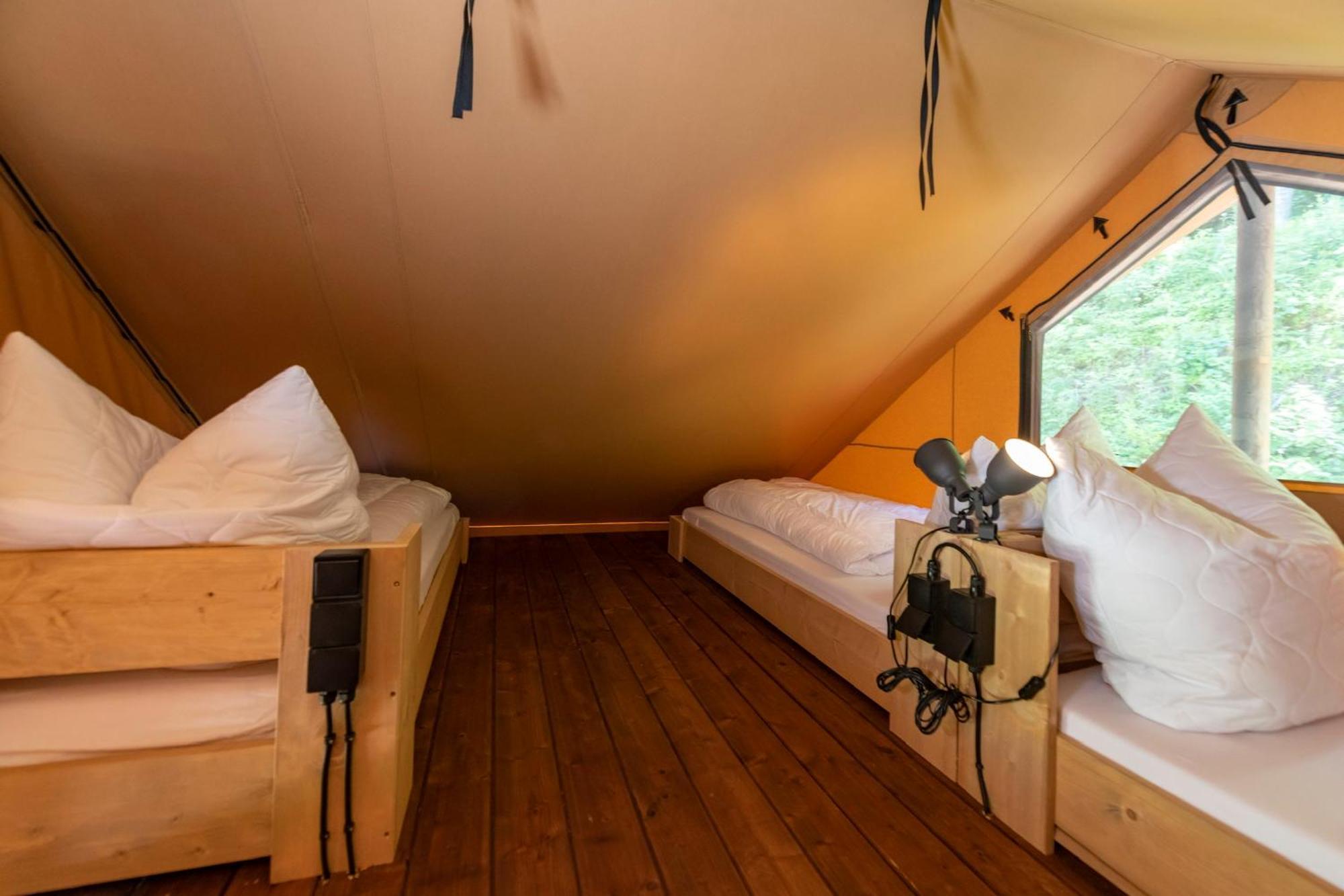 Ferienpark Terrassencamping Sued-See Walchsee Szoba fotó